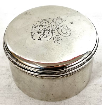 Lot 131 - George III round silver box with pull off...