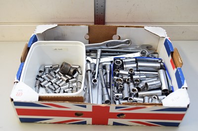 Lot 223 - BOX CONTAINING MIXED SPANNERS AND SOCKETS