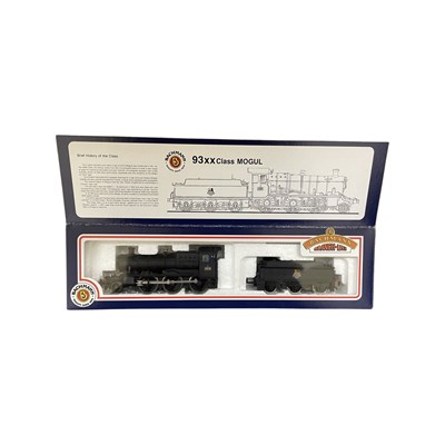 Lot 13 - A boxed Bachmann Branch-Line 00 gauge 93XX...