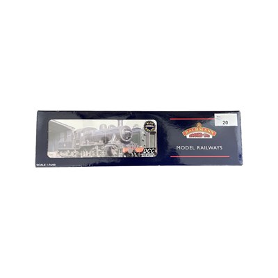 Lot 20 - A boxed Bachmann Branch-Line 00 gauge 32-826...