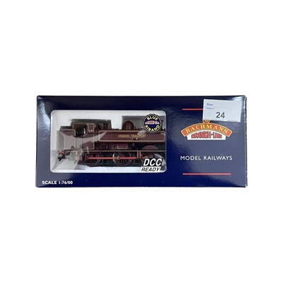 Lot 24 - A boxed Bachmann Branch-Line 00 gauge 32-210Z...