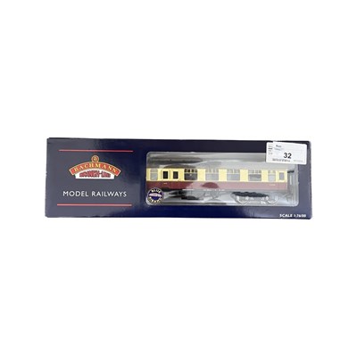 Lot 32 - A boxed Bachmann Branch-Line 00 gauge 39-077B...