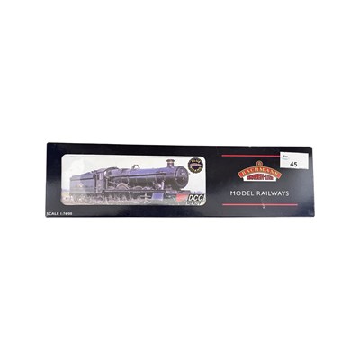 Lot 45 - A boxed Bachmann Branch-Line 00 gauge 32-002...