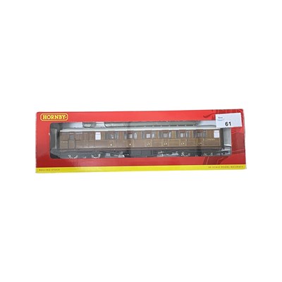 Lot 61 - A boxed Hornby 00 gauge R4170 LNER 61ft 6in...