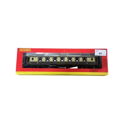 Lot 85 - A boxed Hornby 00 gauge R4144B Pullman 3rd...