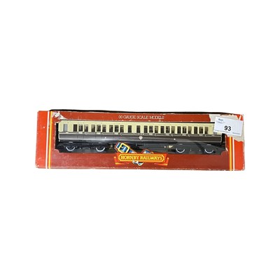 Lot 93 - A boxed Hornby 00 gauge R4120C GWR Clerestory...