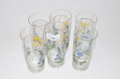 Lot 74 - Set of flower patterned tumblers