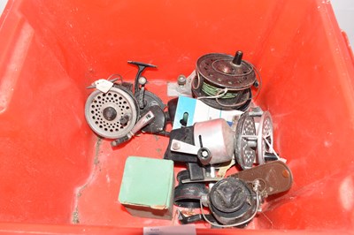 Lot 171 - Mixed Lot: Various centre pin and fixed spool...