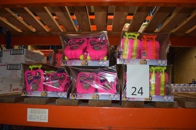 Lot 24 - Eleven boxes of Surpriz Valiz Princess Candies,...
