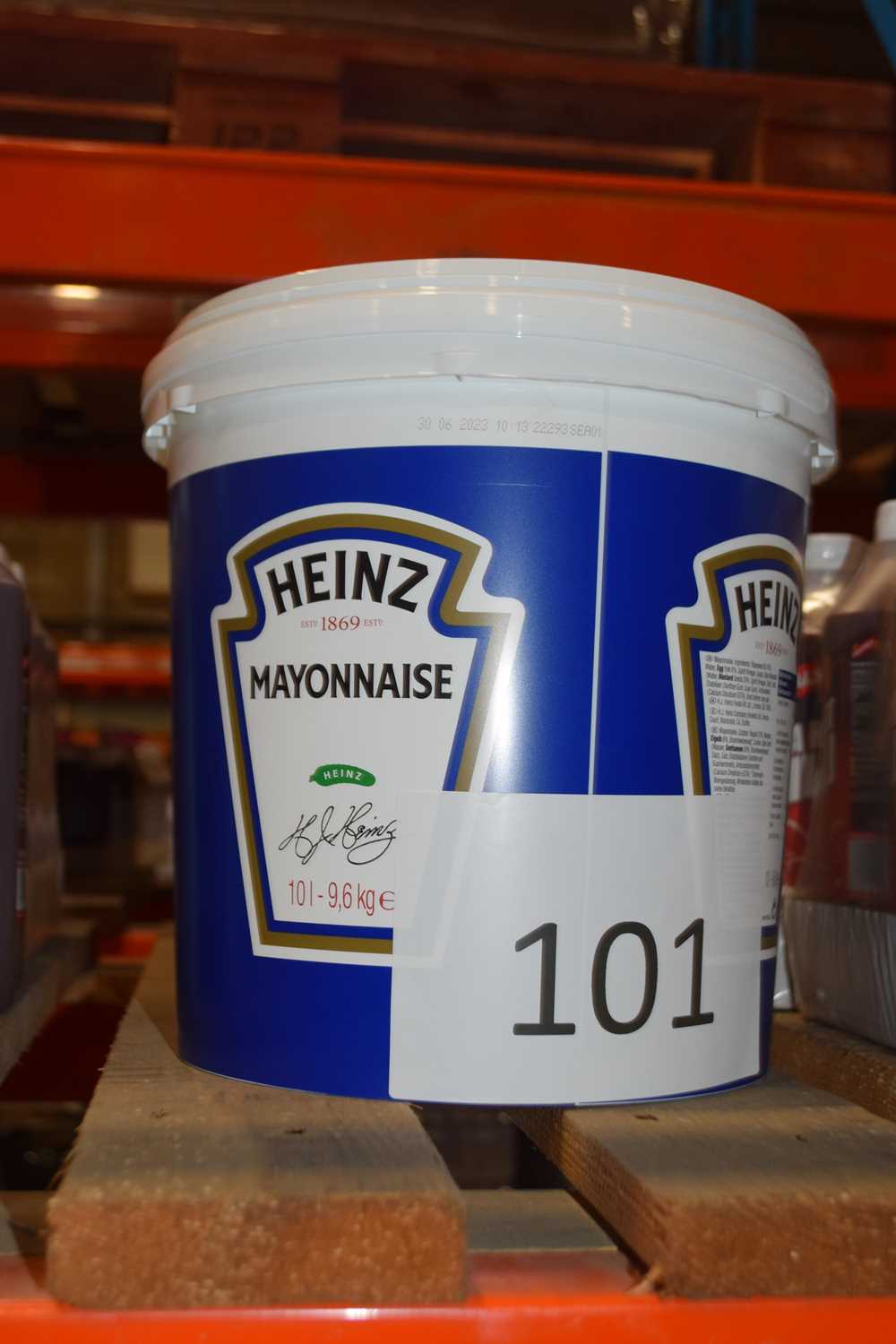 Lot 101 10 litre bucket of Heinz Mayonnaise. Best