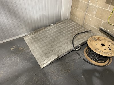 Lot 218 - Stainless steel loading ramp, max weight...