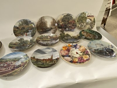Lot 15 - Mixed Lot: Various modern collectors plates...