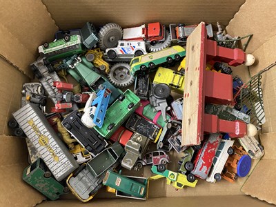 Lot 30 - Box of various die cast and other toy vehicles,...