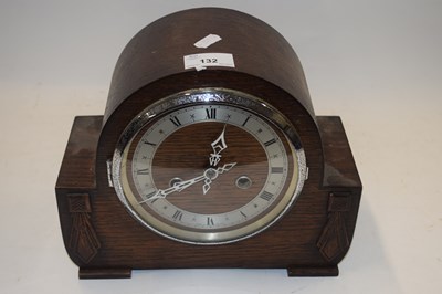 Lot 132 - Early 20th Century oak cased mantel clock