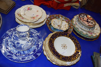 Lot 156 - Mixed Lot: Various ceramics to include Crown...