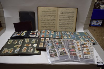 Lot 91 - Mixed Lot: Albums various cigarette cards and...