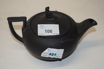 Lot 106 - Wedgwood black basalt teapot with lady finial,...