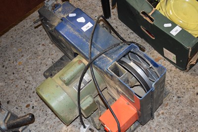 Lot 359 - Electric bench sander