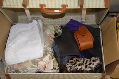 Lot 370 - A suitcase of assorted clothing