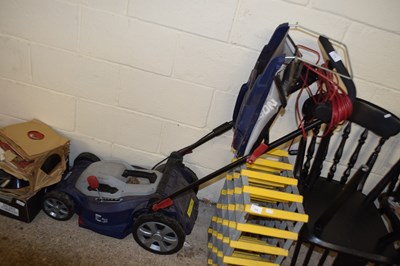 Lot 375 - Spear & Jackson electric lawnmower