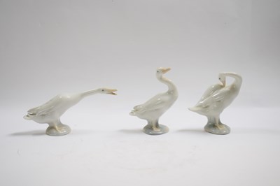 Lot 317 - Group of three Lladro geese in various poses