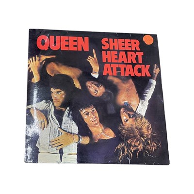 Lot 179 - A Queen 'Sheer Heart Attack' 12" vinyl LP (EMC...