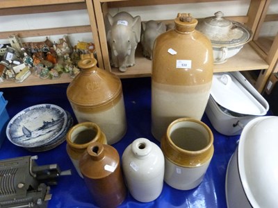 Lot 530 - Collection of stone ware jars and flagons...