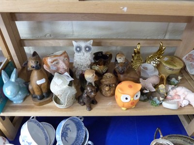 Lot 583 - Mixed Lot: Various assorted animal ornaments...