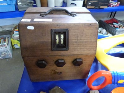 Lot 647 - Vintage Marconi wooden cased radio