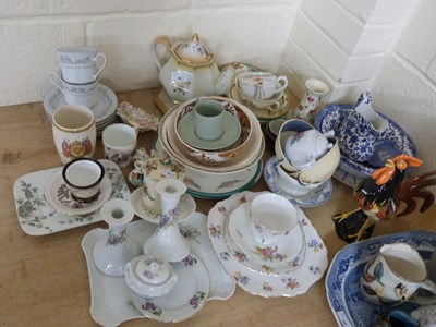 Lot 19 - Mixed Lot: Various assorted ceramics to...