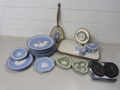 Lot 81 - Mixed Lot: Various Wedgwood Jasper ware...