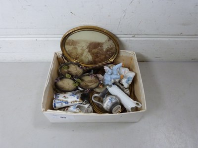 Lot 88 - Box of various assorted small porcelain...