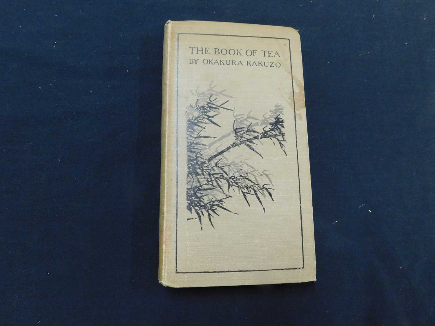 Lot 216 - OKAKURA KAKUZO: THE BOOK OF TEA A JAPANESE...