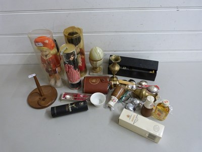 Lot 144 - Mixed Lot: Various costume dolls, assorted...