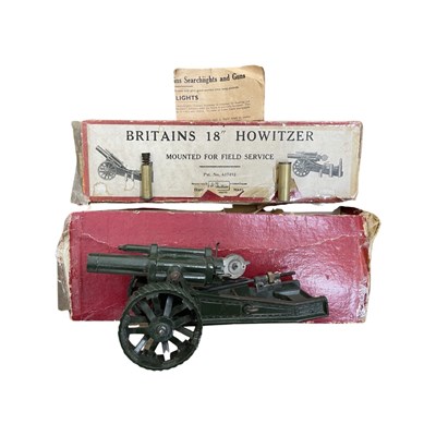 Lot 163 - A boxed Britains 18'' Howitzer die-cast model,...