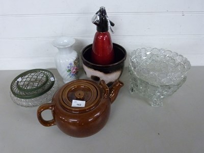 Lot 162 - Mixed Lot: Vintage soda syphon, glass bowls etc