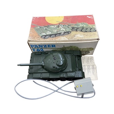 Lot 312 - A boxed Panzer T62 electronic tank by Pico...