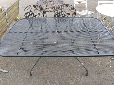 Lot 365 - Modern metal mesh top garden table