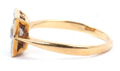 Lot 69 - An Art Deco diamond ring the square cut centre...