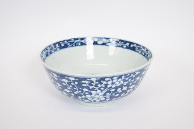 Lot 34 - Chinese porcelain 19th century bowl, the blue...