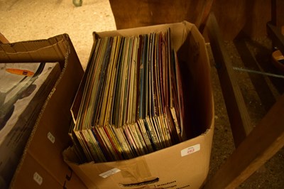 Lot 262 - BOX OF ASSORTED RECORDS
