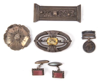 Lot 353 - Mixed lot to include three white metal...