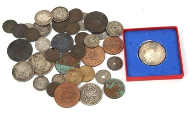 Lot 363 - A small quantity of mainly English coinage to...