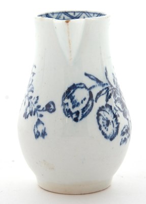 Lot 117 - Lowestoft porcelain sparrow beak jug decorated...