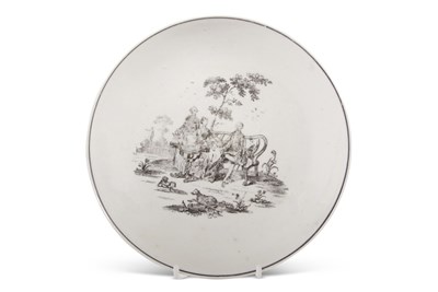 Lot 129 - A Worcester porcelain saucer dish printed with...