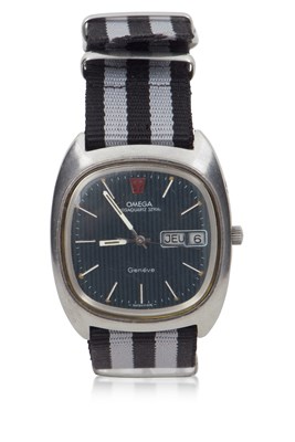 Lot 435 - An Omega Geneve mega quartz 32KHZ, the watch...