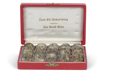 Lot 336 - A boxed collection of Austrian 25 Schilling...