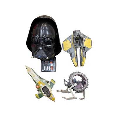 Lot 144 - A mixed lot of modern Star Wars toys, to...
