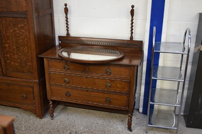 Lot 304 - EARLY 20TH CENTURY OAK THREE DRAWER DRESSING...