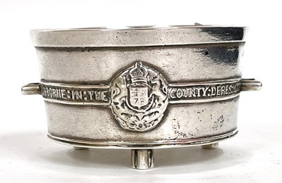 Lot 1 - Edward VII silver open salt, the front applied...